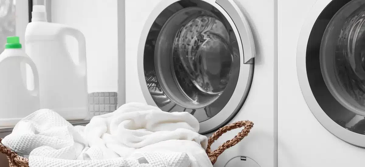 how to clean clothes dryer