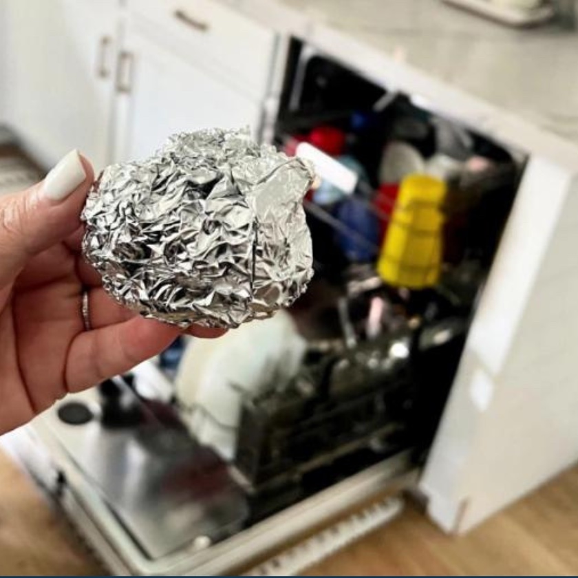 aluminum foil in dishwasher