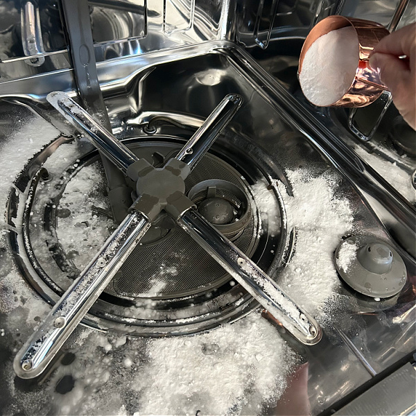 how to clean a kitchenaid dishwasher