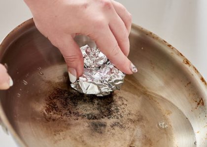 why put aluminum foil in dishwasher